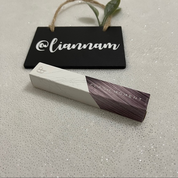 Flash Moment Hair Finishing Cream Tame Flyaways - Picture 2 of 5